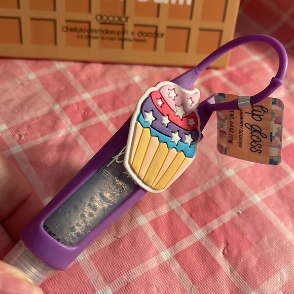 🎈SALE🎈🎀#5.MAKEUP BUNDLE🎀 - Picture 14 of 15